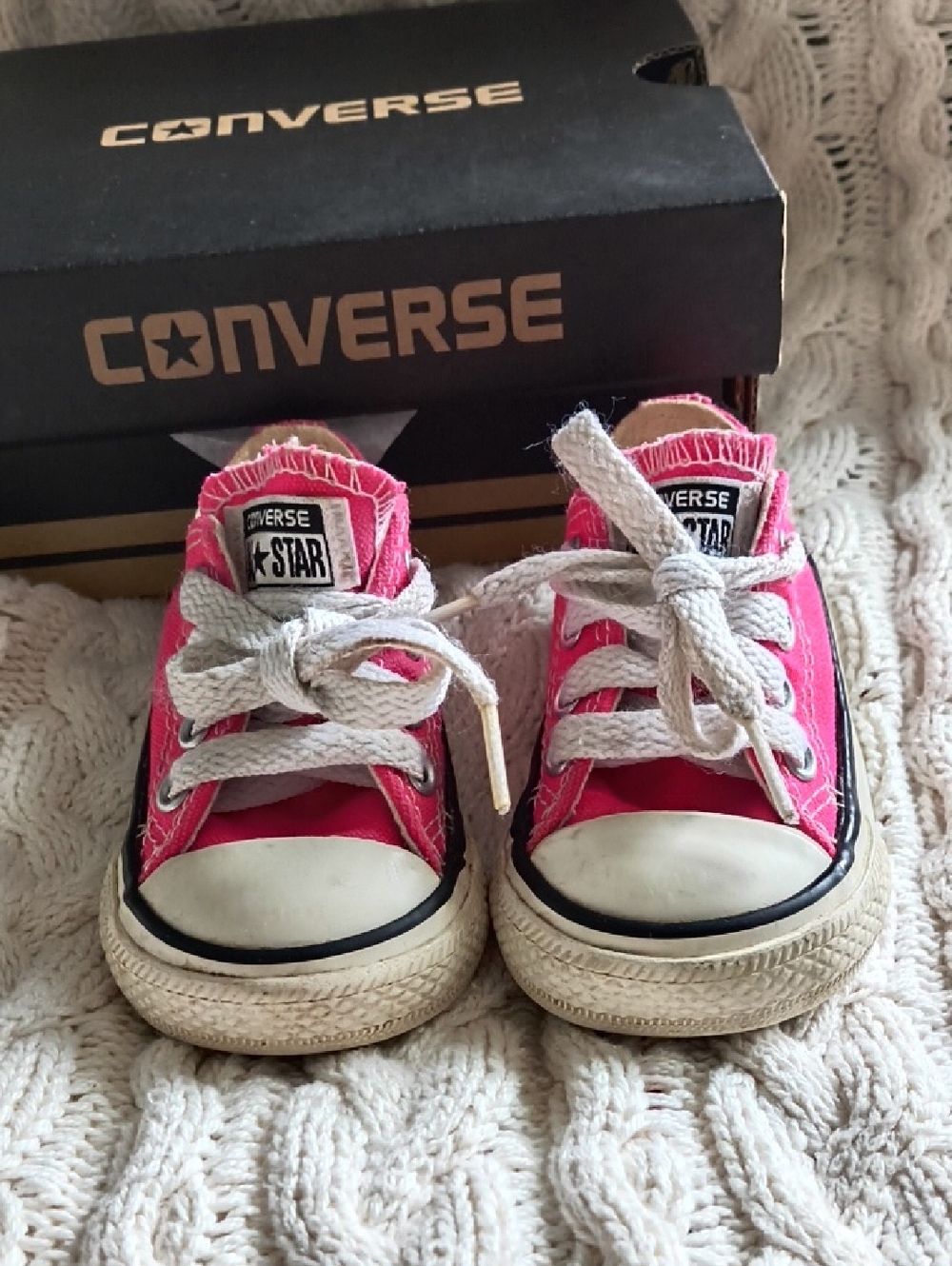 Converse Kids Bright Pink Canvas Low Top Sneakers